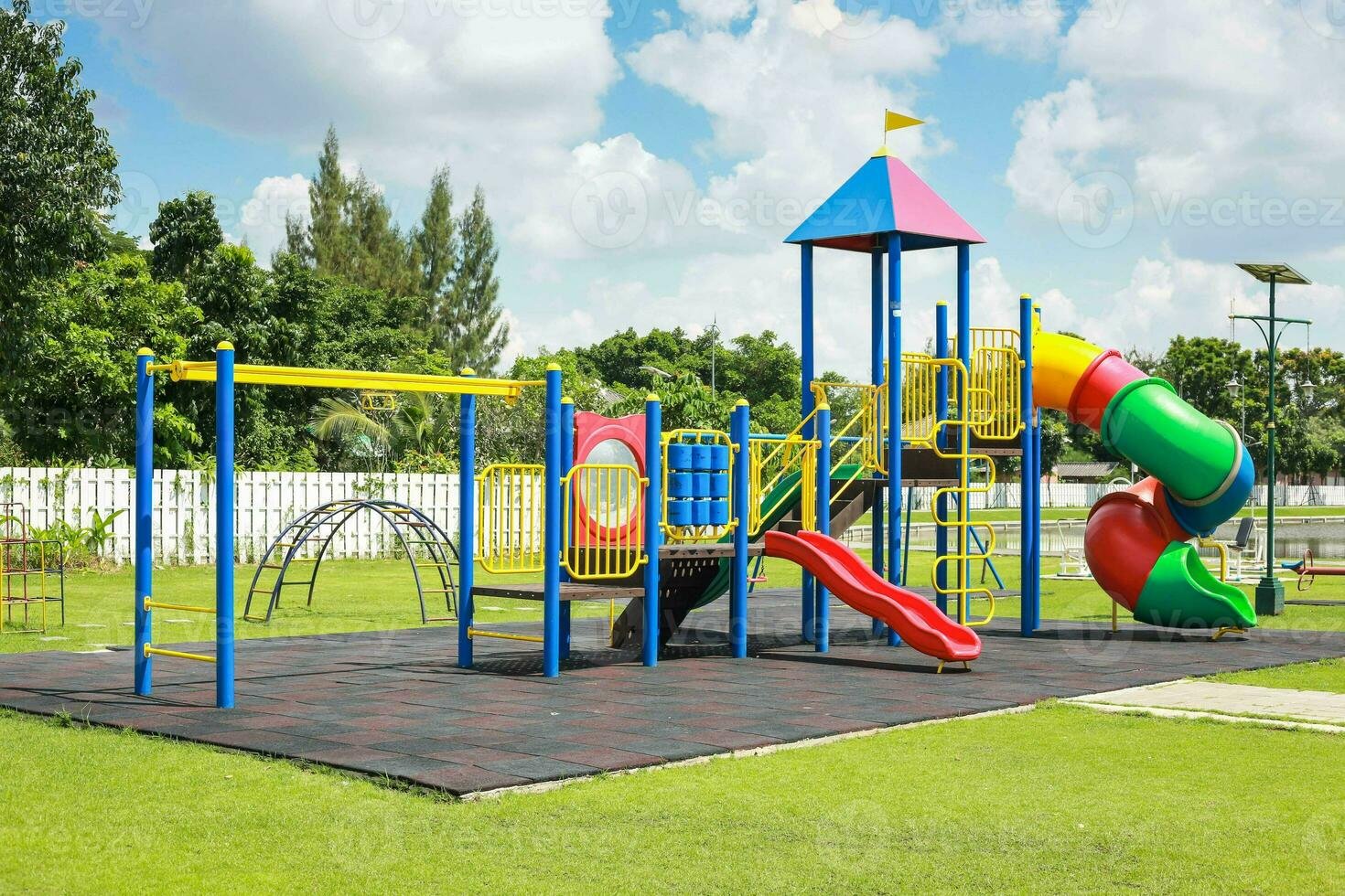 Dedicated kids’ play areas